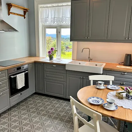 Knuttunet Sunnfjord Holiday home