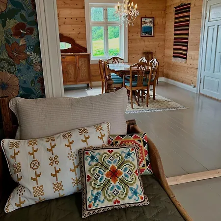 Knuttunet Sunnfjord Holiday home